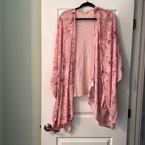 Altar’s State pink kimono